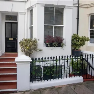Stay@27 Homestay Brighton